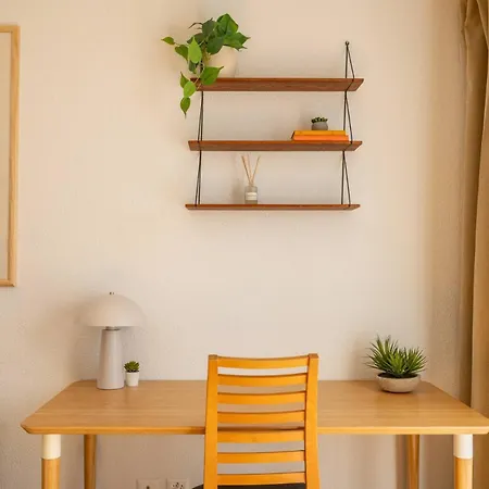 Central12 - Free Parking