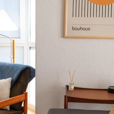 Central12 - Free Parking